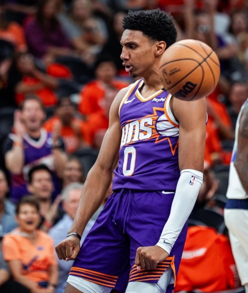 菲尼克斯太阳训练开放日，清晨刷新队史纪录引欢呼，法国杯在即，资深球员宣示担当的简单介绍