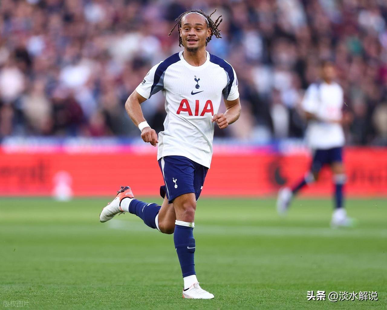 阿斯顿维拉迎中超关键赛，今晨主帅复盘，压力陡增，赛季目标并未改变