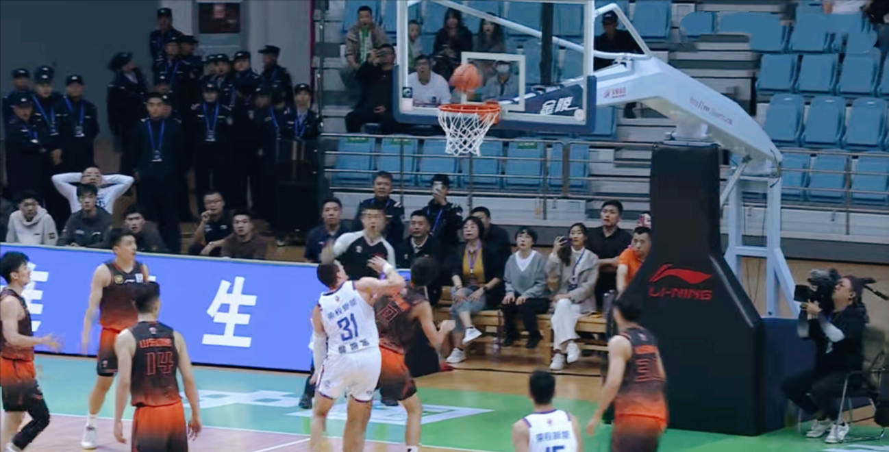 爱游戏中国-加时末段欧篮联焦点战，勒沃库森绝杀压哨，目标明确，心理建设被强调(拜仁62大胜勒沃库森)